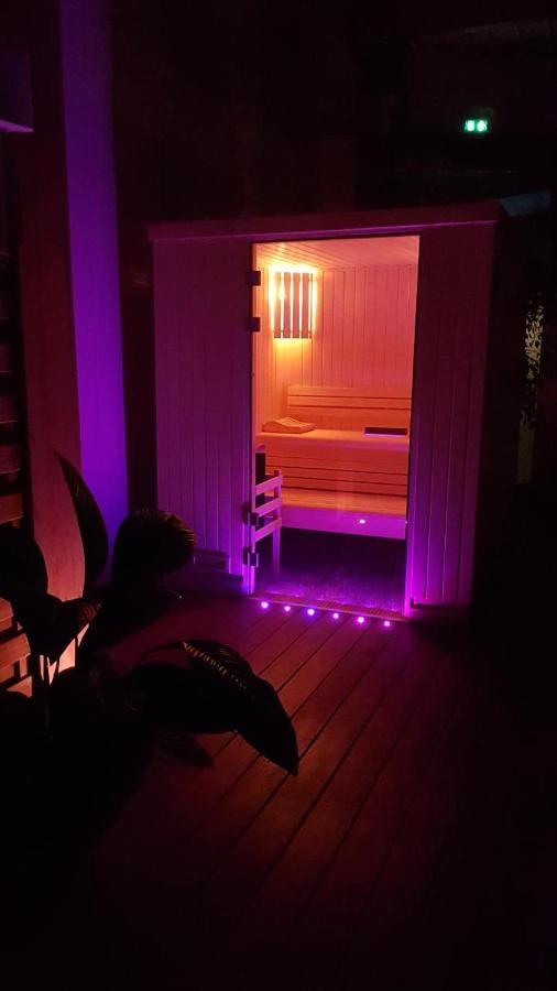 Ferme Du Chateau Monampteuil Kültér fotó