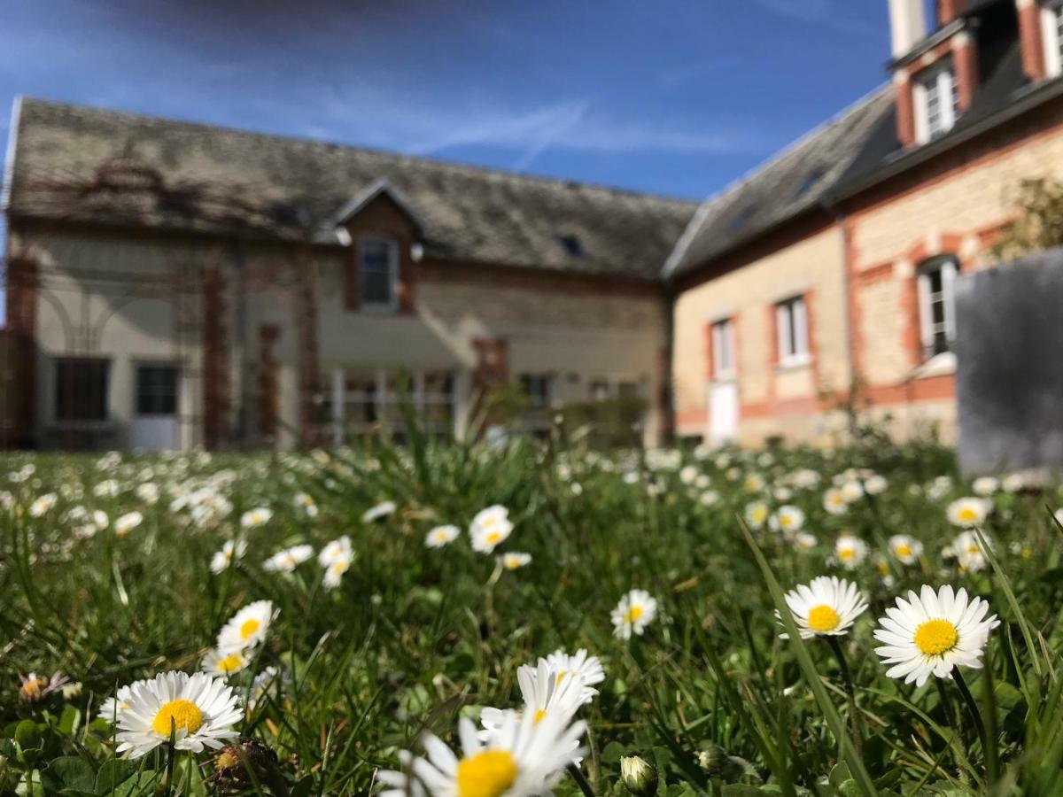 Ferme Du Chateau Monampteuil Kültér fotó